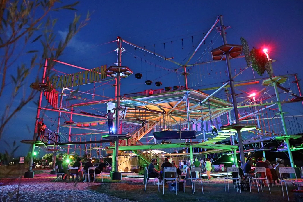 Unsere Event-Location im Juli: Der Hochseilgarten Frankenturm in Eibelstadt